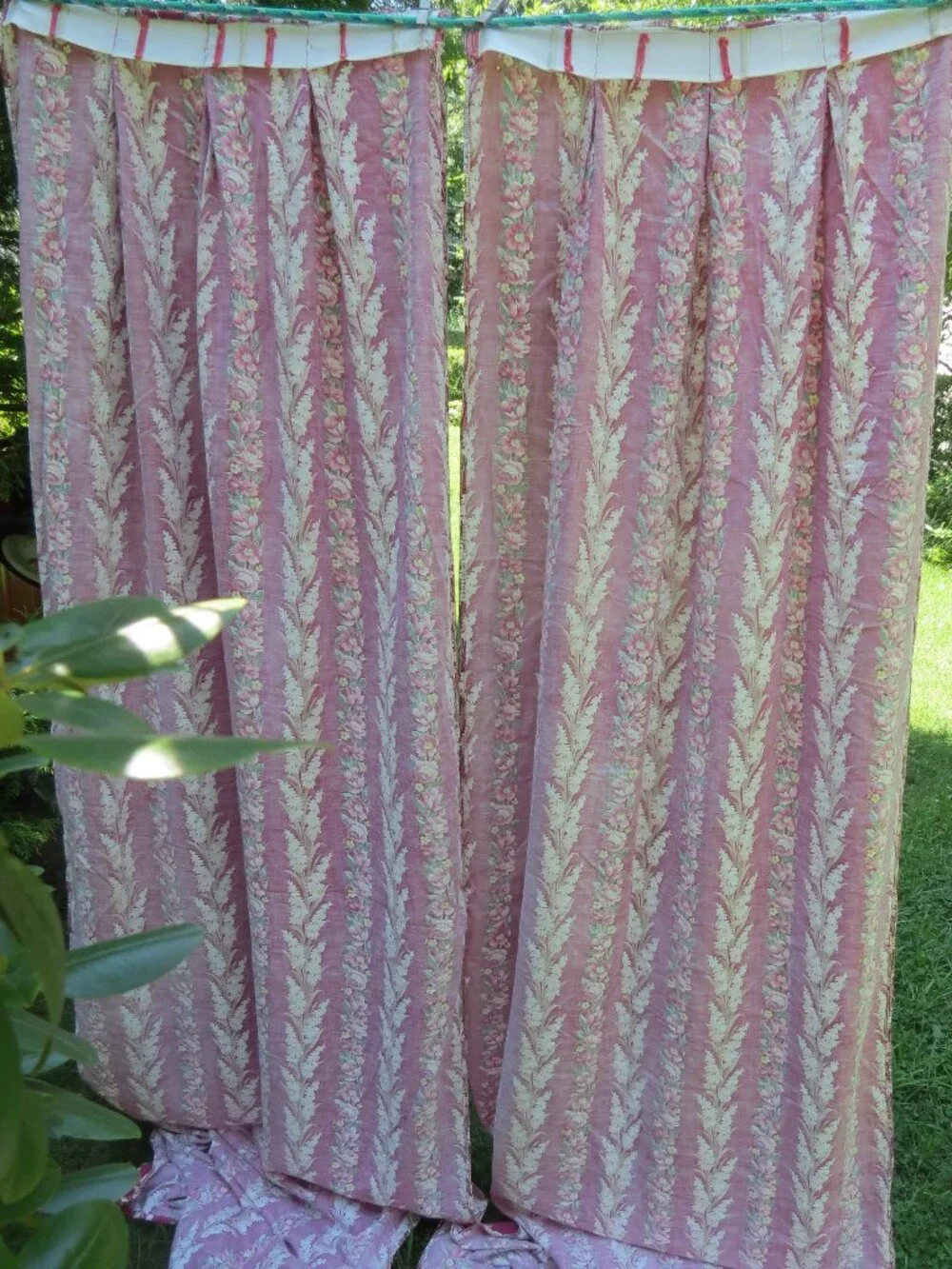 VINTAGE (4) PANEL CURTAINS Roses Fern STRIPES Vat Print Fabric Midcentury 87